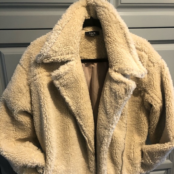 Vici Heavy Clouds Sherpa Moto Jacket SM in cream!! - Picture 3 of 5